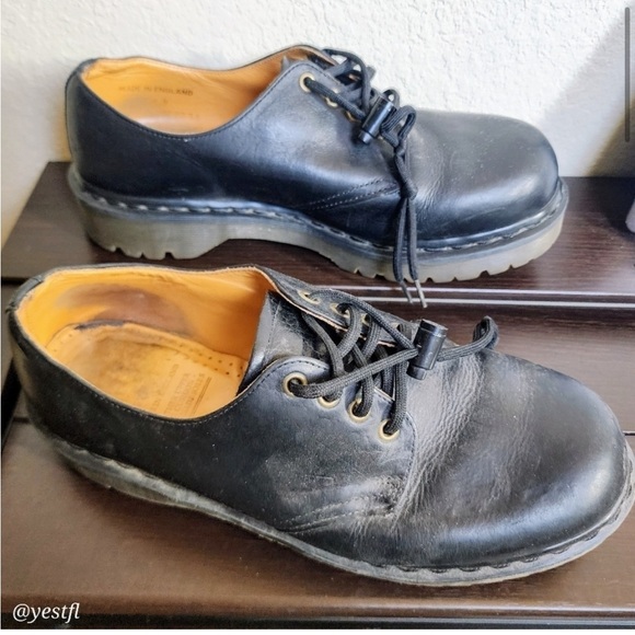 Vintage 90s Made in England Dr. Martens black lace up shoes men's 9 women's 11! - Picture 4 of 4